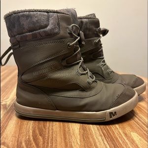 Boys size 4 Merrell Winter Boots